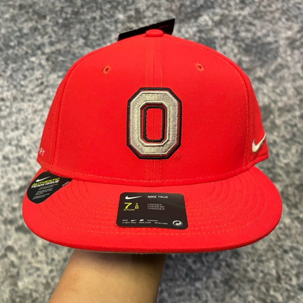NWT Nike True Ohio State Buckeyes Hat Aerobill Dri-Fit Team Issue Size 7 1/8 Red